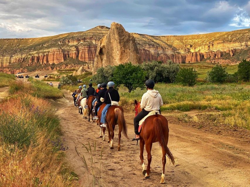 Goreme: Cappadocia Horse Riding Tour with Transfers - Guides who stay involved