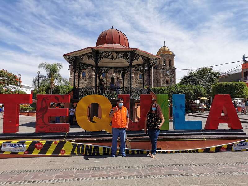 Guadalajara: Horse Riding on the Tequila Route with Tastings - A brief guided walk through Tequila