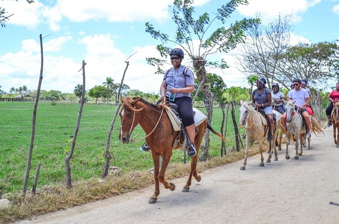 Guided Horseback Ride On The Beach With Pickup From Punta Cana - The beach route, photo stops, and the best scenery