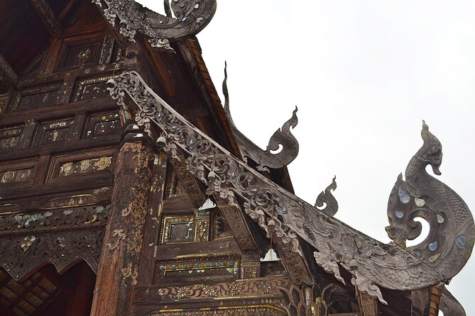 Horse Lesson+Riding+Wat Tonkwen wooden temple.Chiangmai - Who Will Get the Most From This Morning
