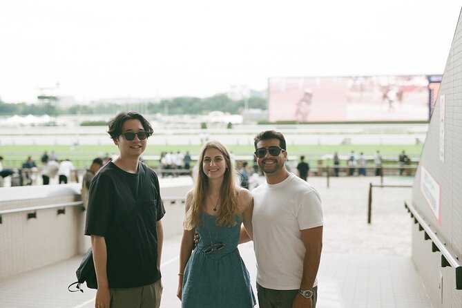 Horse Racing Tour with Local Fans in Tokyo Racecourse - Food, Sake, and Cocktails at Your Own Cost