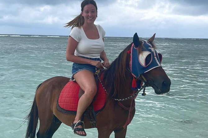 Horse Ride On The Beach Gili Islands - The guide’s role and the pace of the horses