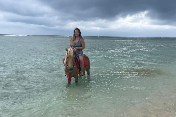 Horse Ride On The Beach Gili Islands - Meeting at your hotel and getting ready