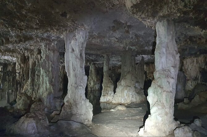 Horse Ride to Cenote Mil Columnas - A gentle ride with a cave at the center