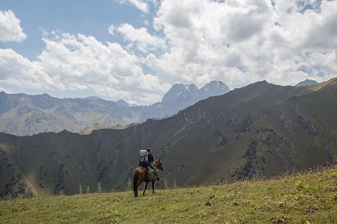 Horse riding in Kyrgyzstan, Truly Nomadic Land - Key points to know before you saddle up
