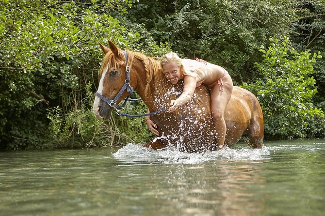 Horse Riding in Tuscany for Experienced Riders: Full-day Trail Ride - Cantering on a demanding route