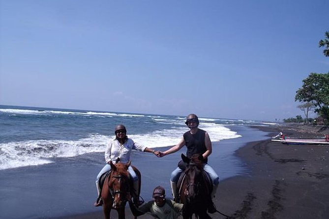 Horse Riding on the Black Sand Beach and Free Hotel Transfers - What happens at the horse-riding stop