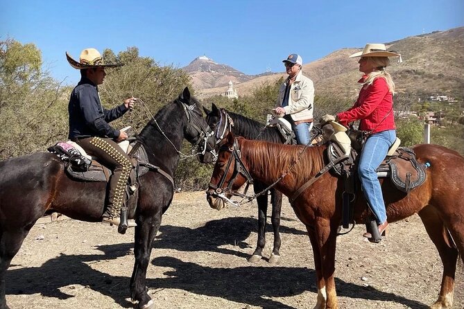 Horseback Ride in Guanajuato with Live Music and Food - Mexican music along the trail