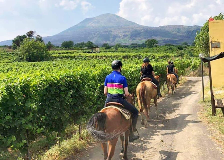 Horseback Ride on Mt. Vesuvius - Why the small group matters