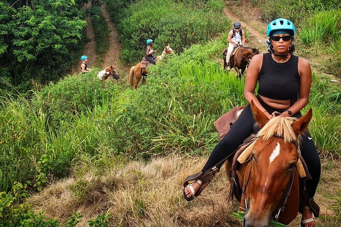 Horseback Riding, A Scenic Escape - Why the Small Group Makes a Difference