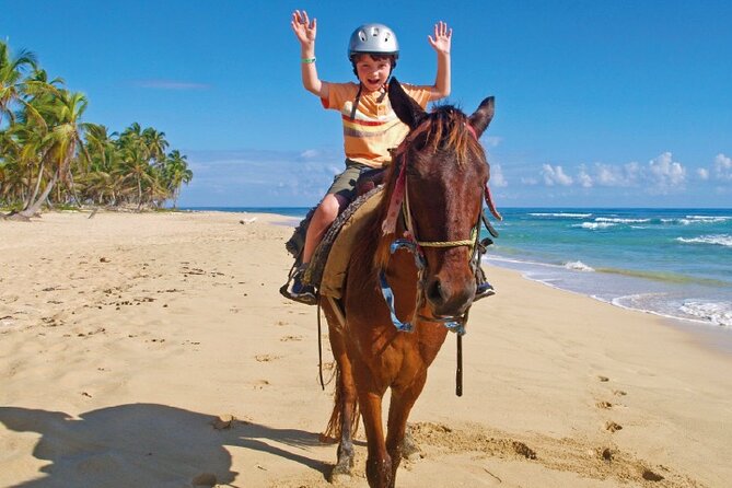 Horseback Riding along the Beach - Riding into Macao Beach