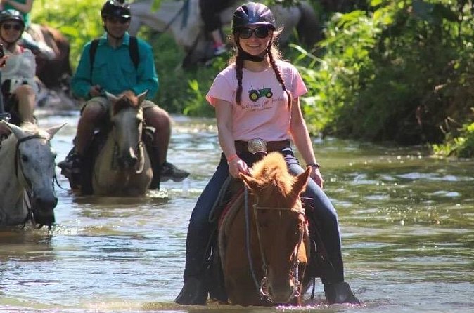 Horseback Riding along the Beach - Safety, pace, and group size