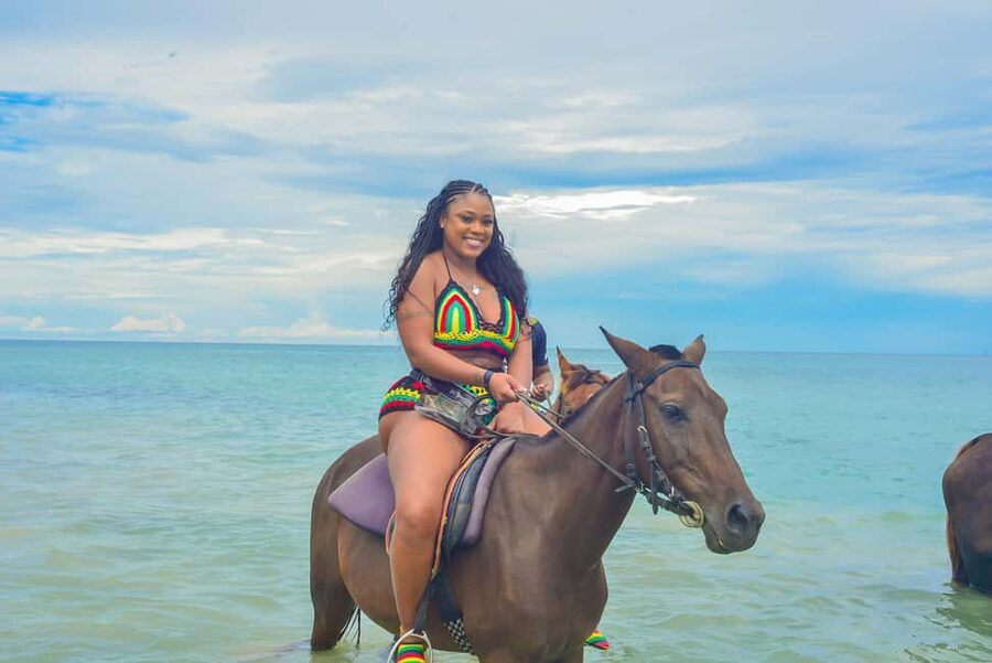 Horseback Riding and Dunn's River Falls Combo Tour - Two Jamaican classics in one outing