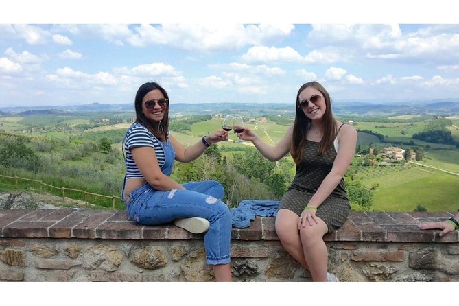 Horseback Riding and Winery Lunch Experience in San Gimignano - Leaving Florence for the Tuscan hills