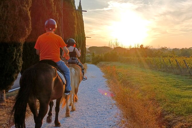 Horseback riding at sunset 1 hour at the Certosa di Pisa - Who should book this ride?