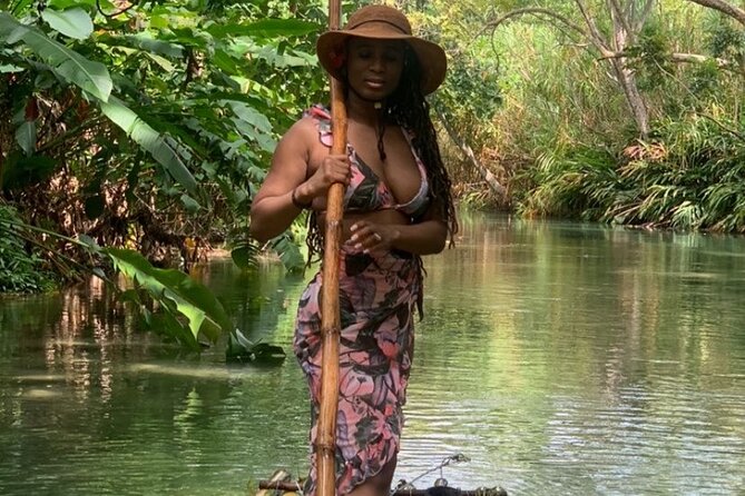 Horseback riding + Bamboo river rafting tour from Ocho Rios - Horseback riding from Mammee Bay to the sea