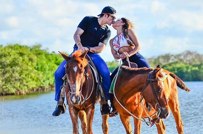 Horseback Riding Experience in Punta Cana - Coffee, chocolate, water, and the included extras