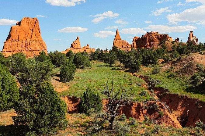 Horseback Riding Experience through Kodachrome with a Guide - How This Fits With Bryce Canyon