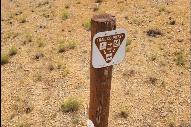Horseback Riding Experience through Red Canyon with a Guide - Who should book this Red Canyon ride?