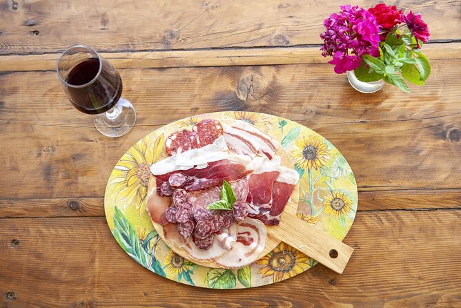 Horseback riding in Montepulciano Tuscany, lunch on the farm - Who should book this Montepulciano experience?