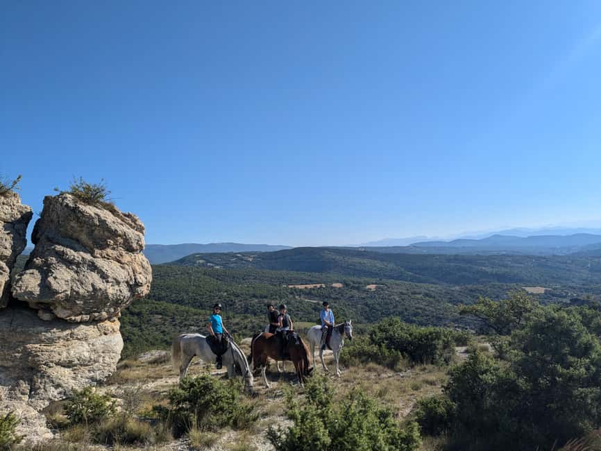 Horseback riding in Provence Luberon - What the $79 price includes
