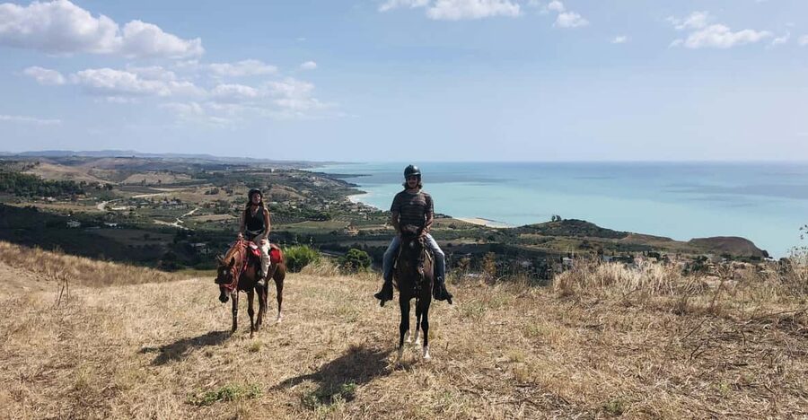 Horseback riding in the beaches of Sciacca - Key points to know before you book