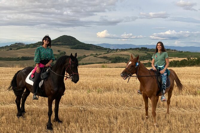 Horseback riding in the hills of Montepulciano in Tuscany - Riding through Montepulciano’s vineyard hills