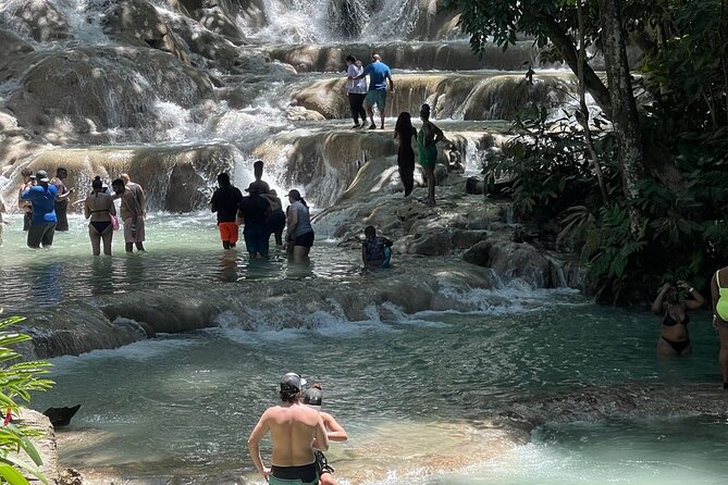 Horseback Riding/Swimming and Dunn's River from Ocho Rios - Why the two activities work well together