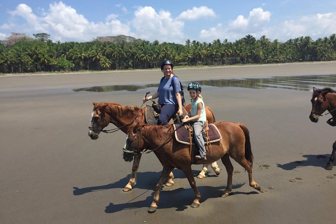 Horseback riding through the beaches of Esterillos near Jaco - The first stretch: open beach and ocean views