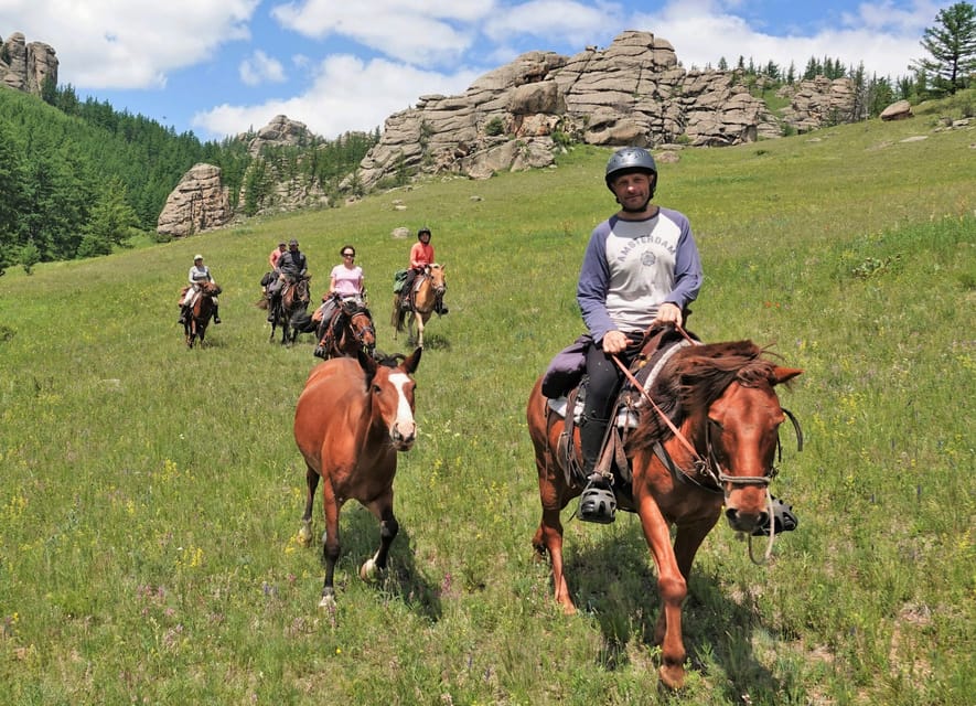 Horseback Riding Tour to Turtle Rock & Aryabal - Safety, age limits, and the riding waiver