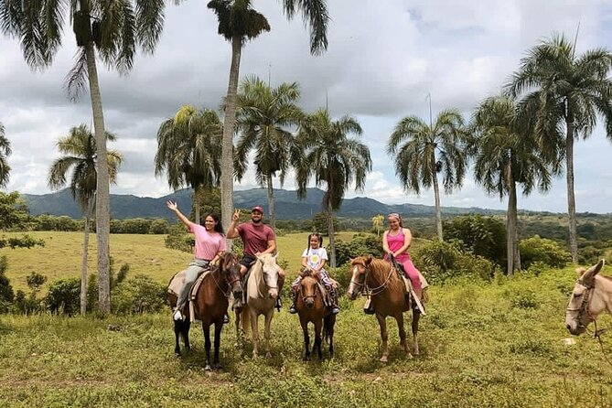 Horseback Riding with Pickup from Punta Cana - Who Will Enjoy This Ranch Visit
