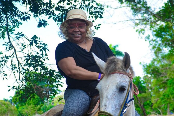 HorseBack Rinding to Macao Beach - Pickup, group size, and practical planning