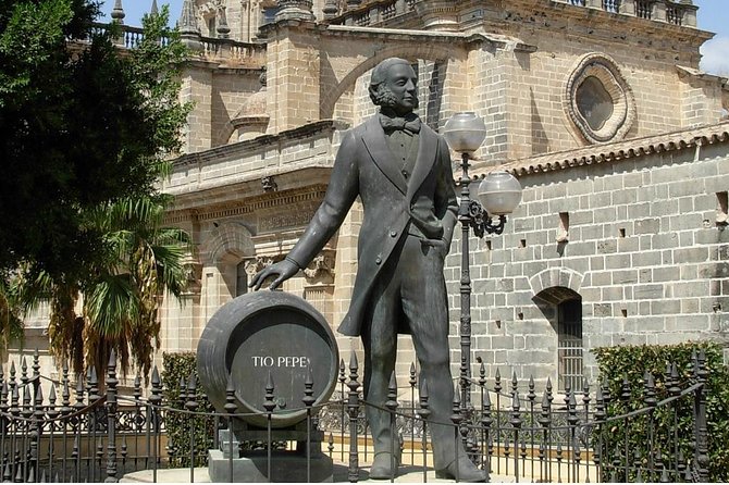 Jerez and Cadiz with Horse Ballet and Sherry Tasting from Seville - Cádiz starts beside the Cathedral