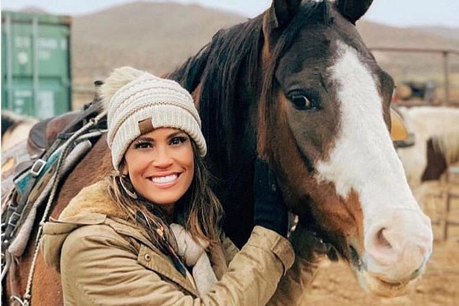 Las Vegas Horseback Ride with Meal - A calm ride through Joshua trees and mountain country
