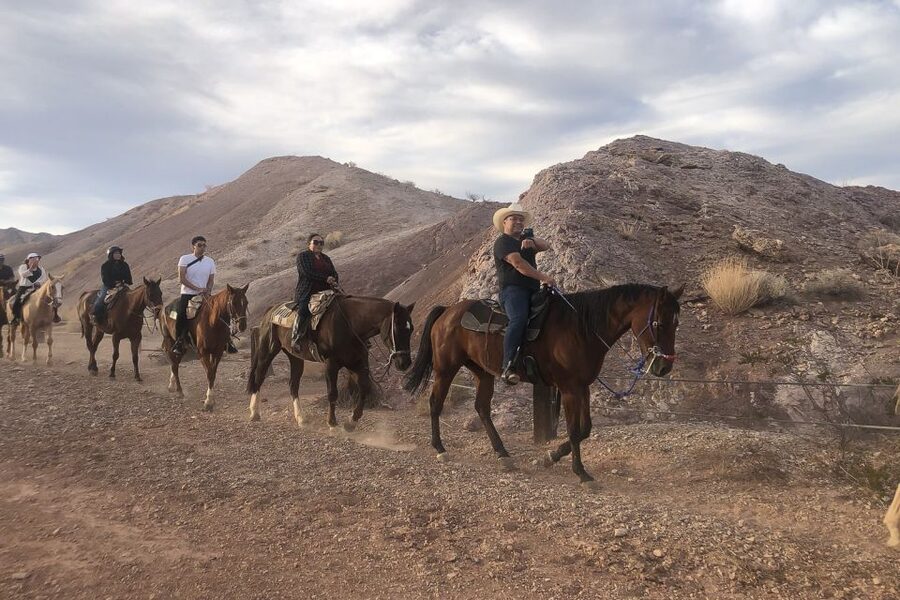 Las Vegas: Horseback Riding with Breakfast - The cowboy breakfast is part of the value