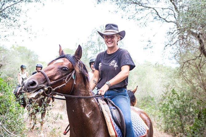Mallorca Evening Tour: Horseback Riding, Dinner and Dance - A Ranch Evening Far Beyond Palma