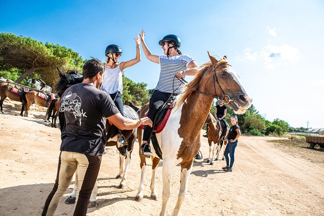 Mallorca Evening Tour: Horseback Riding, Dinner and Dance - Meeting the Animals at Rancho Grande