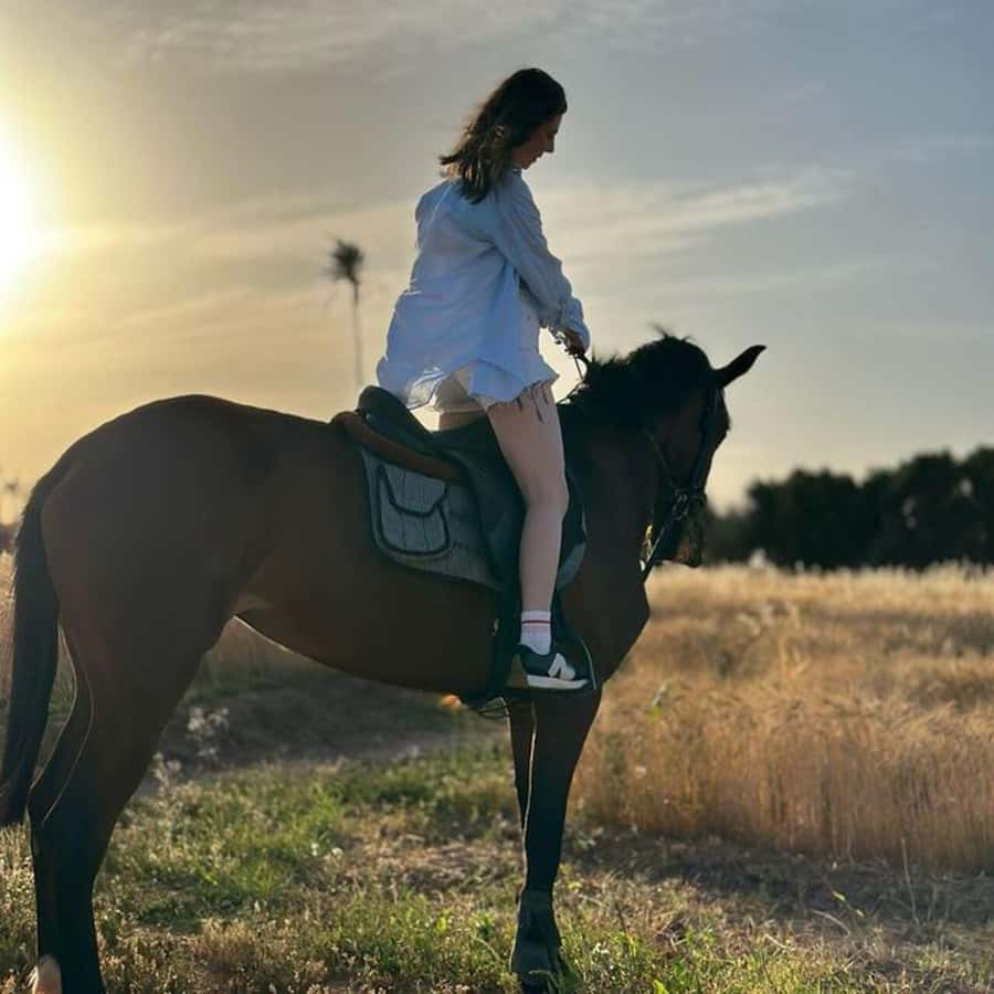 Marrakech: Private Horseback Tour in the Palm Grove with Tea - Family groups, couples, and mixed abilities