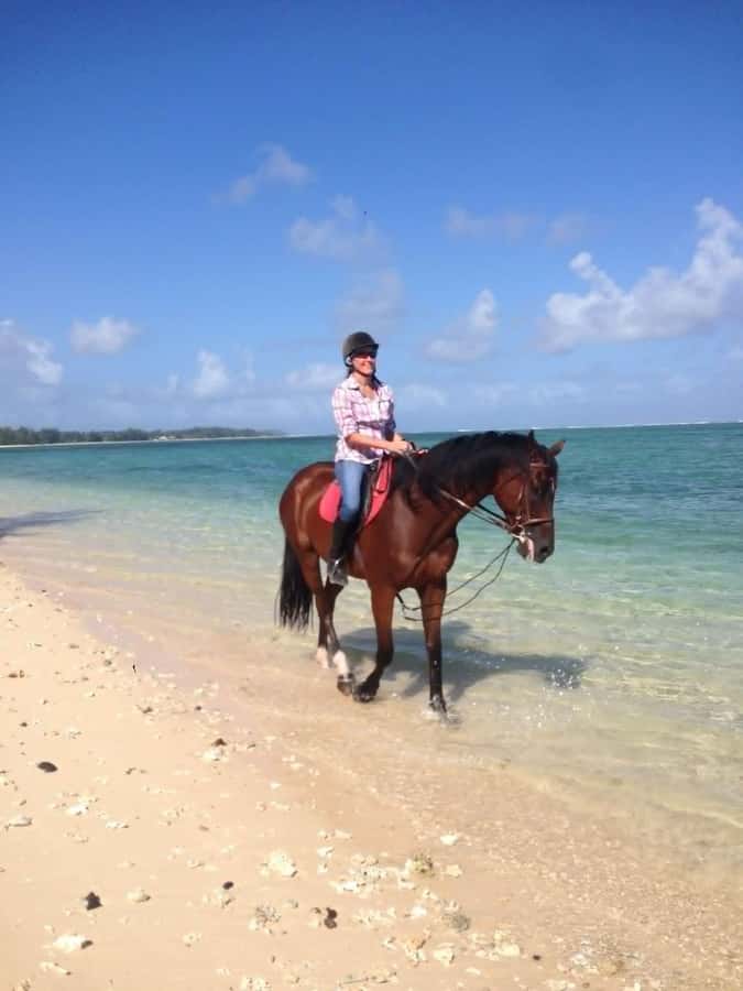 Mauritius: Horse riding on the deserted beach of Riambel - Practical packing and booking advice