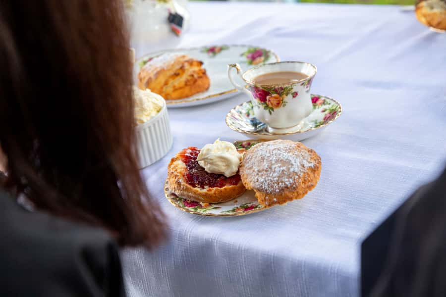 Melbourne: Full-Day Horses, Wine, and Beer Tour - The eight-hour rhythm and who will enjoy it