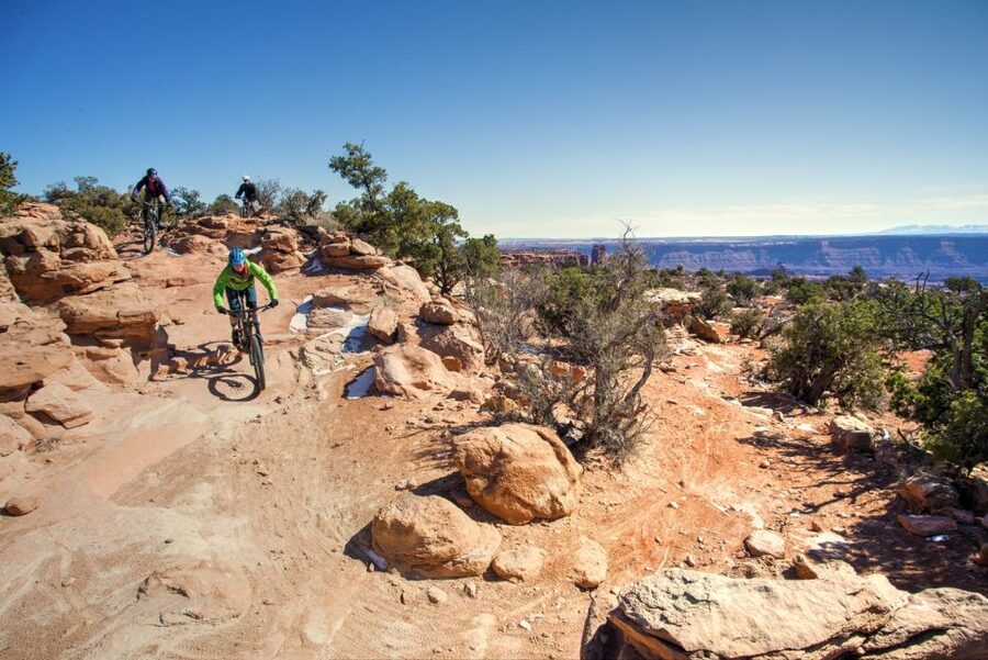 Moab: Dead Horse Point Singletrack Mountain Biking Tour - Timing, weather, and practical planning