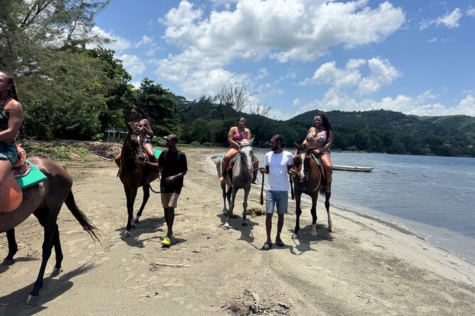 Montego Bay Beach Horseback Riding Tour - What the Guides Add to the Experience