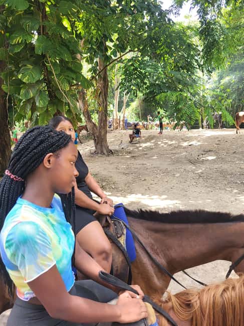 Ocho Rios : Bamboo River Rafting and HorseBack Riding - What the $140 price includes