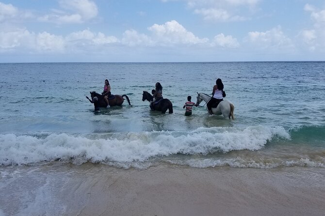 Ocho Rios Private Horse Riding, River Tubing and Rafting[Entry fee not included] - Practical packing and timing advice