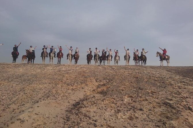 One Hour Horse Riding or Camel Riding At Amazing Desert in Hurghada - The one-hour route and desert setting