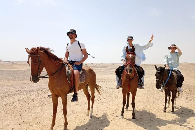 One Hour Horse Riding or Camel Riding At Amazing Desert in Hurghada - Why the trainer support matters