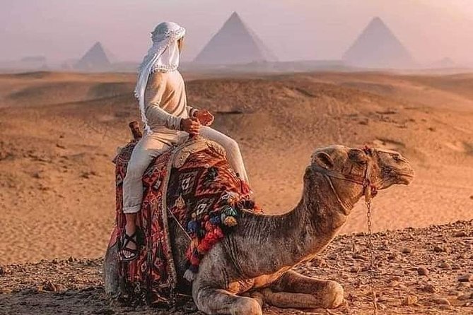 Private Camel or Horse Ride around the Giza Pyramids - Why this short ride works so well at Giza