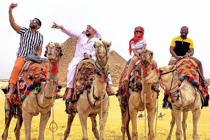 Private Camel or Horse Ride around the Giza Pyramids - Choosing sunrise or sunset at the pyramids