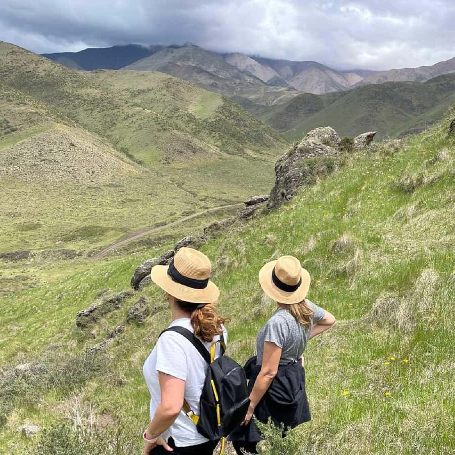 Private Experience: Horseback Riding and BBQ in the Mountain - Estancia La Carrera - Riding Calm Criollo Horses Through Private Mountain Country