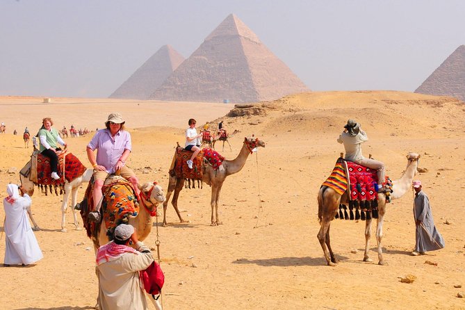 PRIVATE Half day tour to the Pyramids of Giza with Horse or Camel Riding - Chephren’s pyramid and the Valley Temple